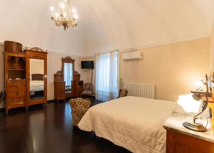Casa Arezzo Al Duomo Апартаменты Модика
