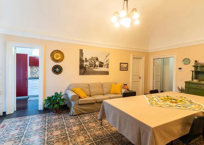 Casa Arezzo Al Duomo Апартаменты Модика